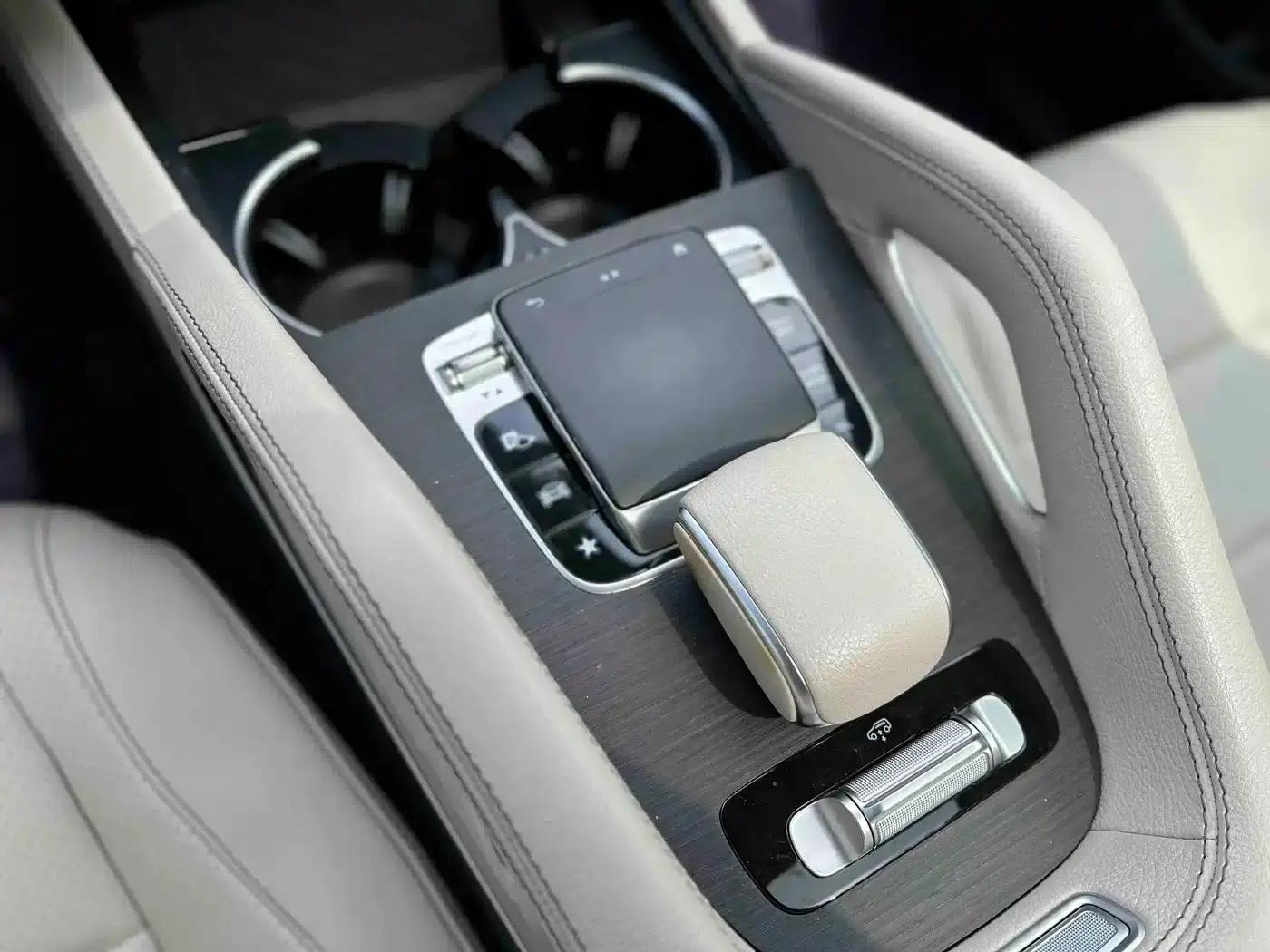 Imported Mercedes-Benz GLE 2020 GLE 450 4MATIC Fashion Model — миниатюра 18