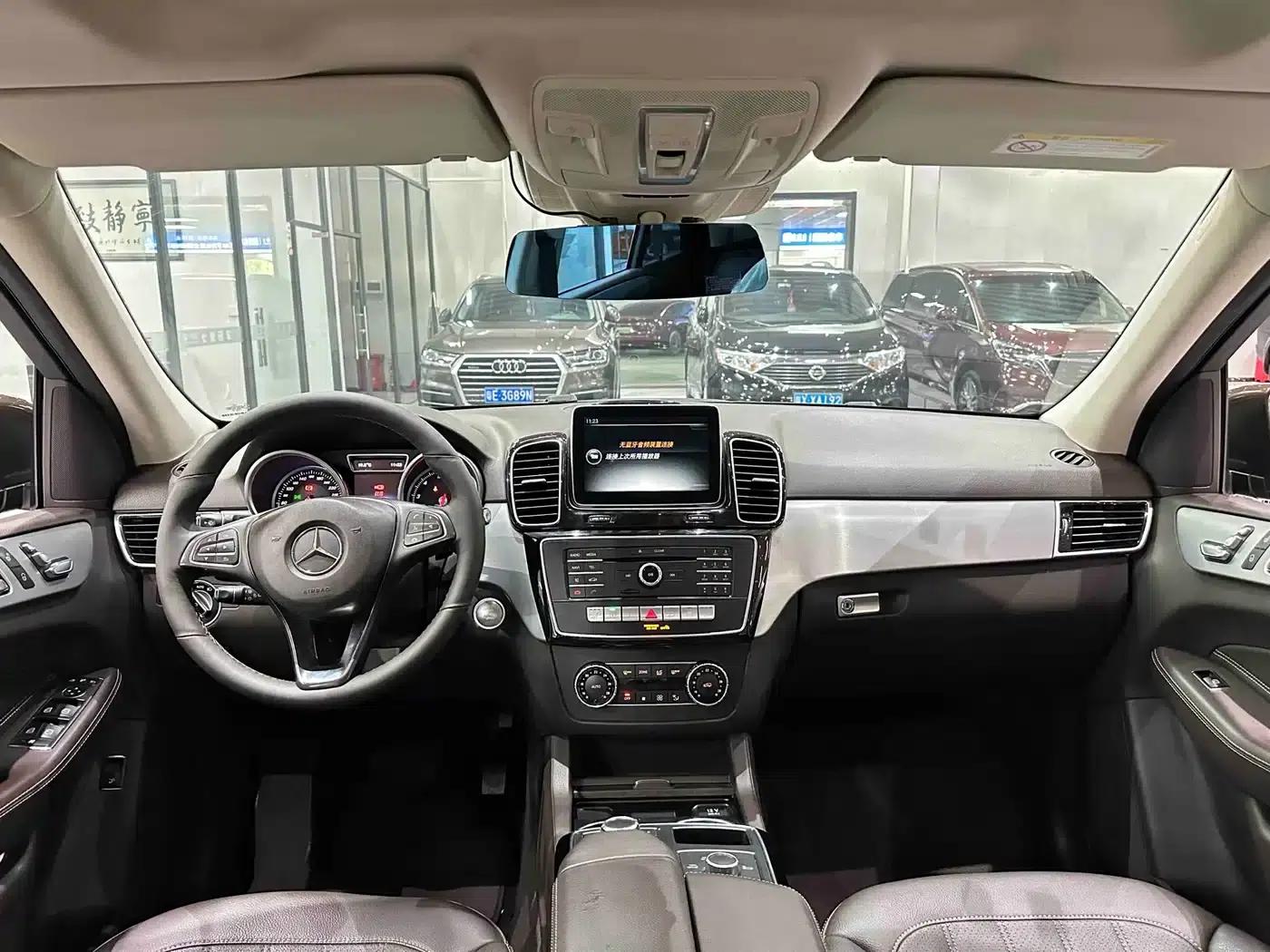 Imported Mercedes-Benz GLE 2015 GLE 320 4MATIC — миниатюра 18