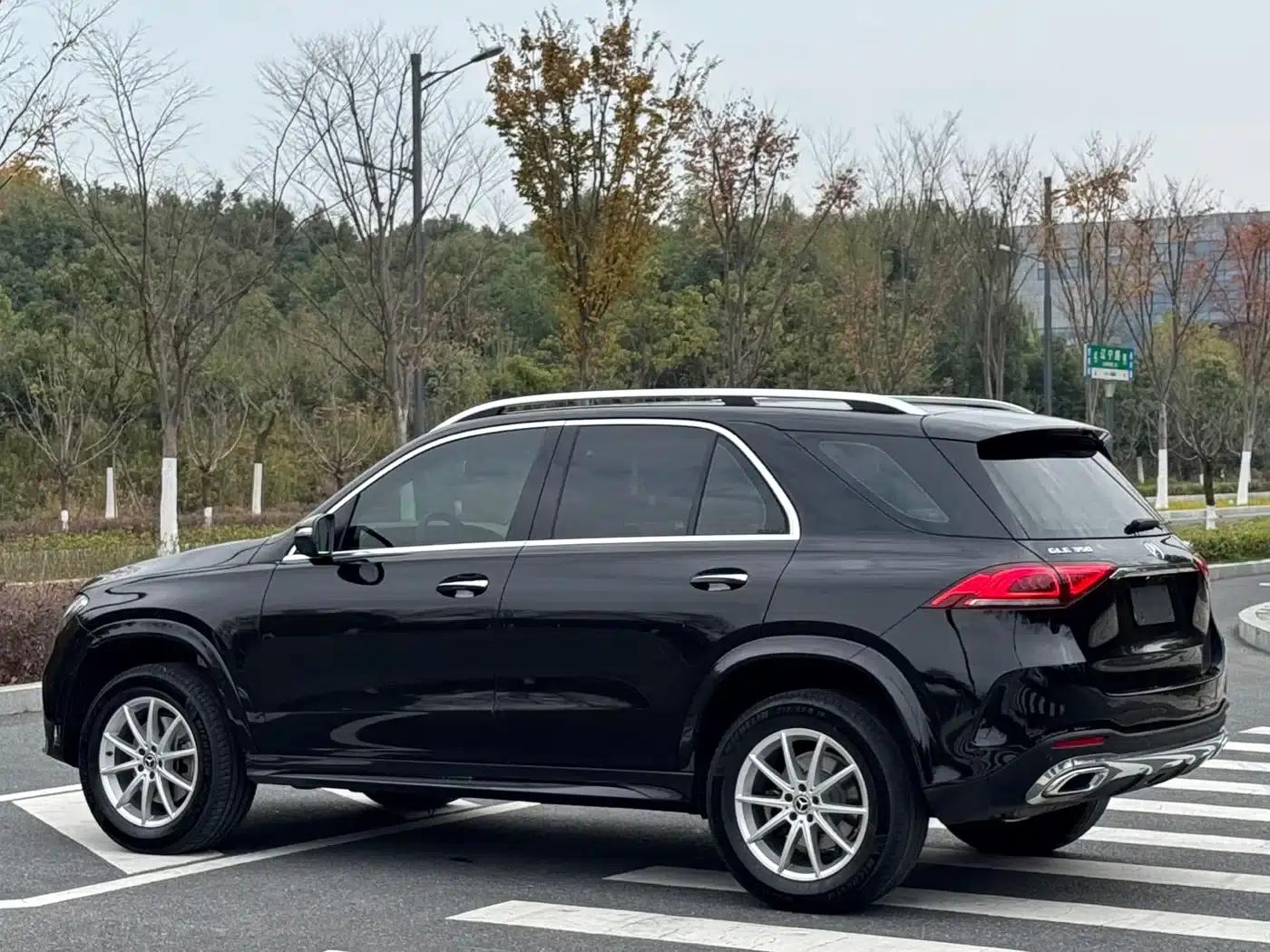 Imported Mercedes-Benz GLE 2020 facelift GLE 350 4MATIC Fashion model — миниатюра 7