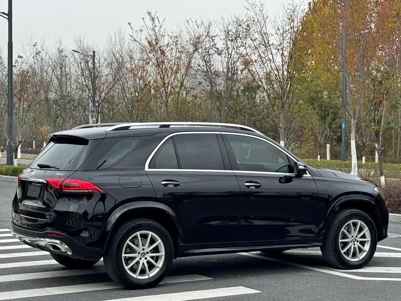 Imported Mercedes-Benz GLE 2020 facelift GLE 350 4MATIC Fashion model — миниатюра 9