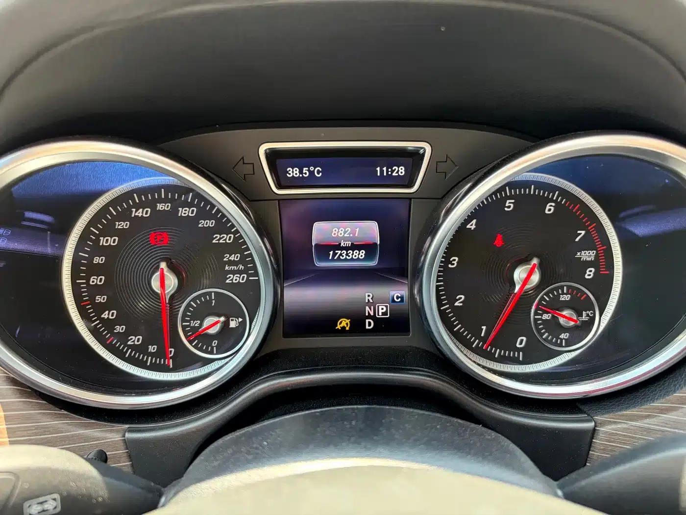 Mercedes-Benz GLE (Imported) 2017 GLE 320 4MATIC Dynamic — миниатюра 10