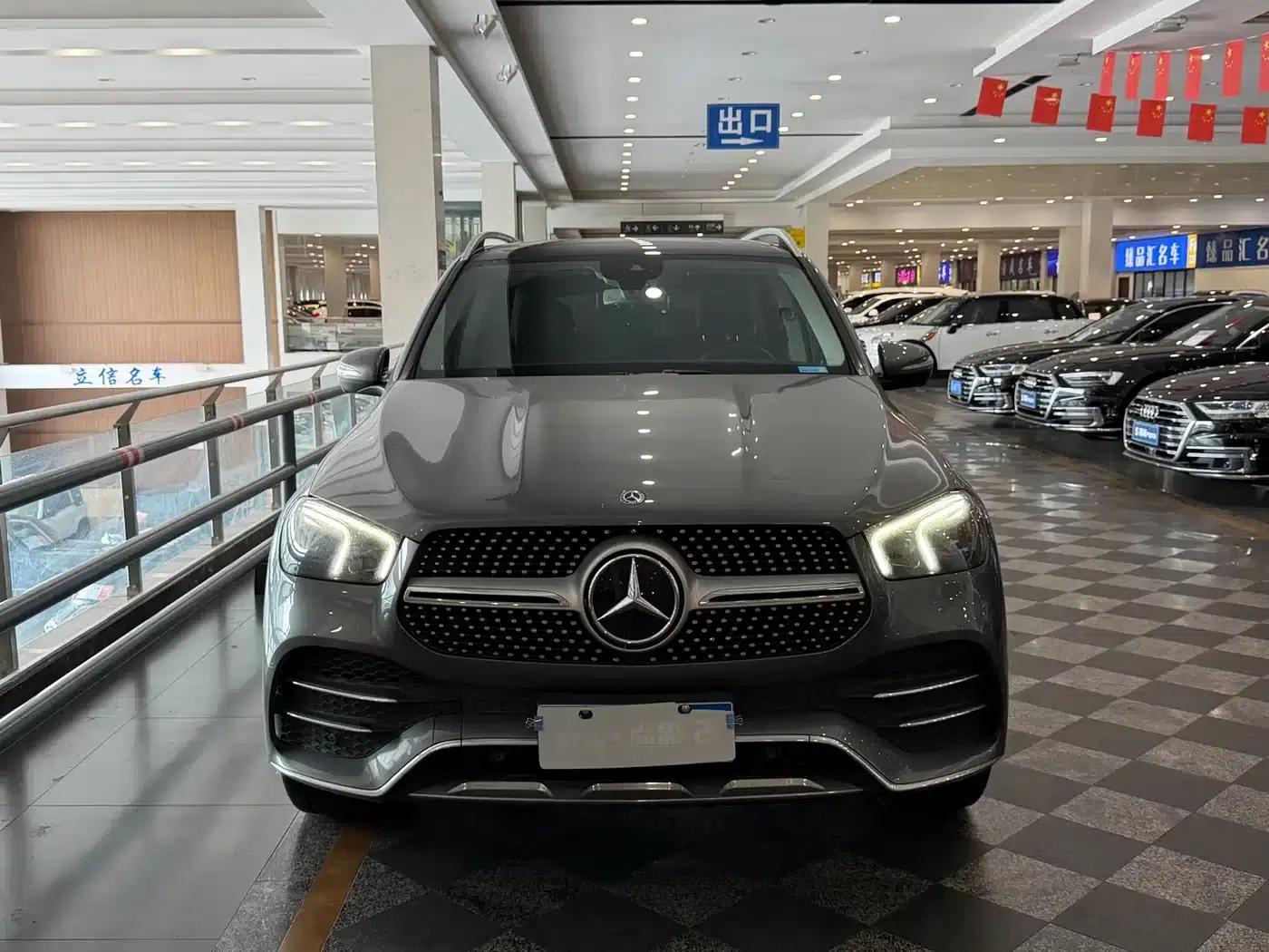 Imported Mercedes-Benz GLE 2020 GLE 450 4MATIC Fashion Model — миниатюра 2