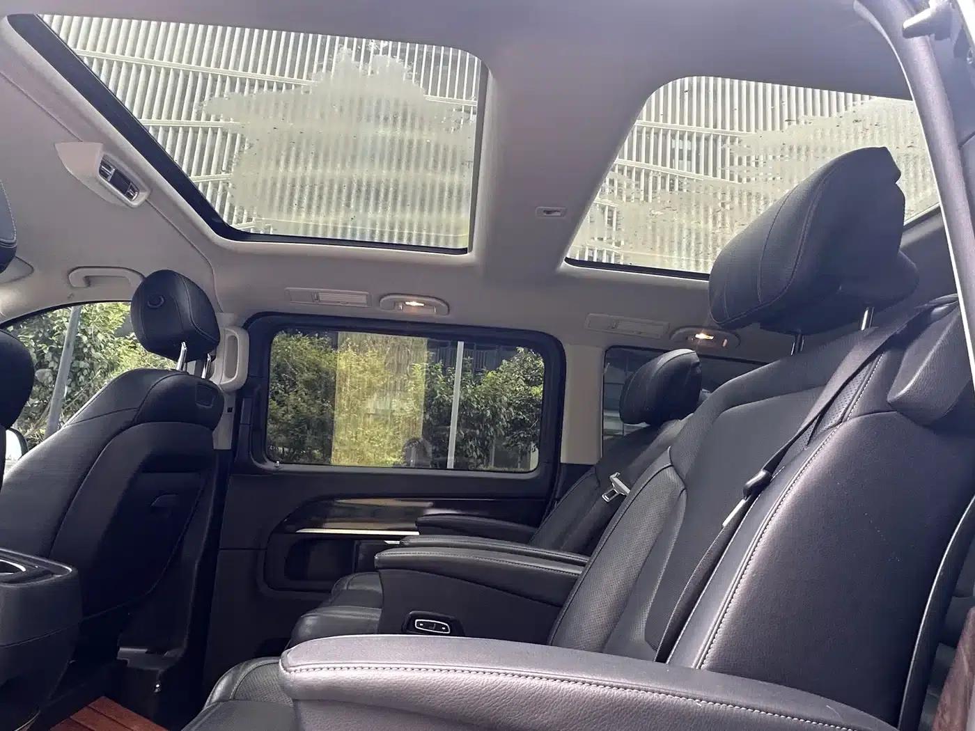 Mercedes-Benz V-Class 2018 V 260 L Premium Extended Edition (China VI Emission Standard) — миниатюра 43