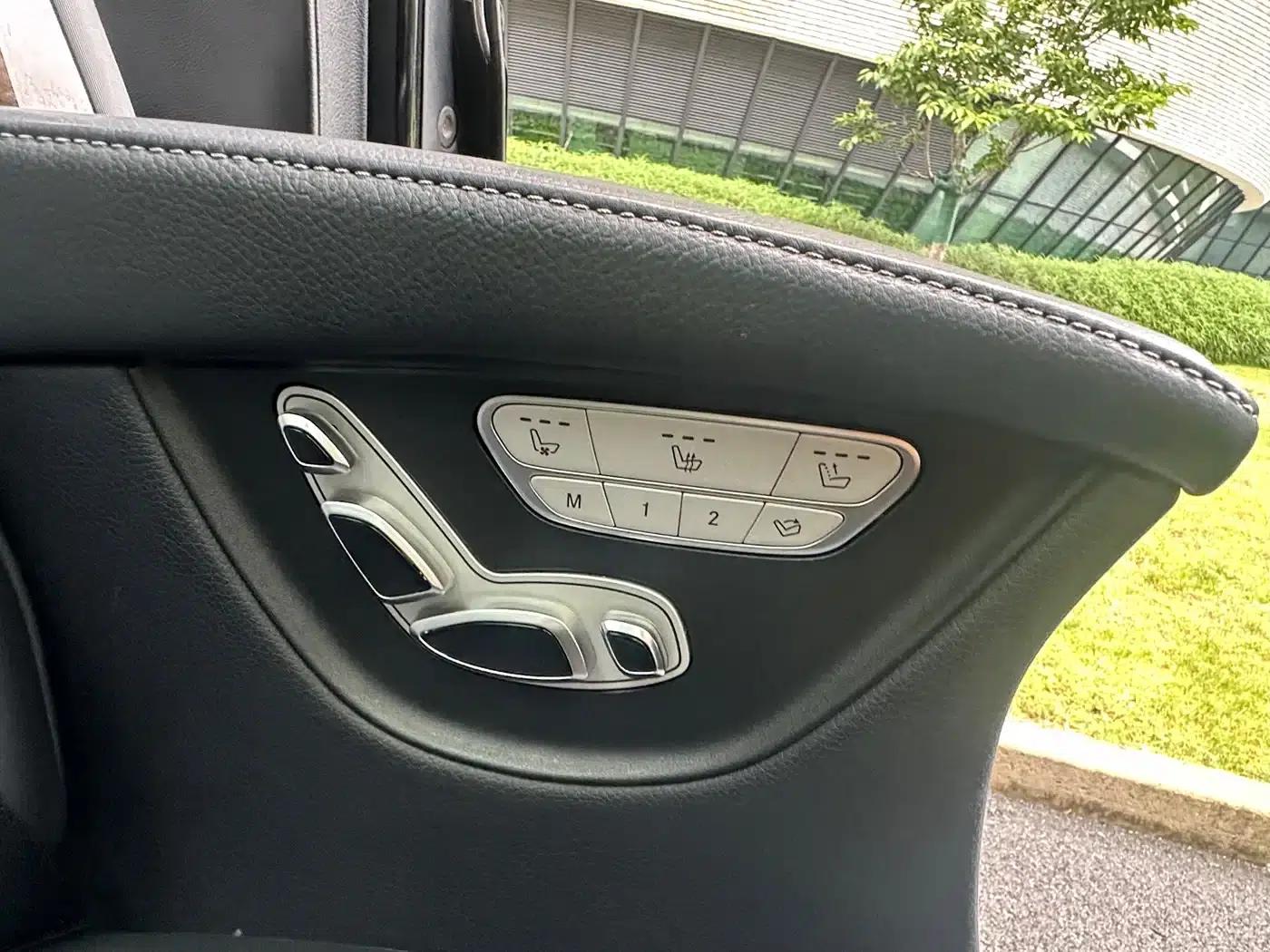 Mercedes-Benz V-Class 2018 V 260 L Premium Extended Edition (China VI Emission Standard) — миниатюра 44