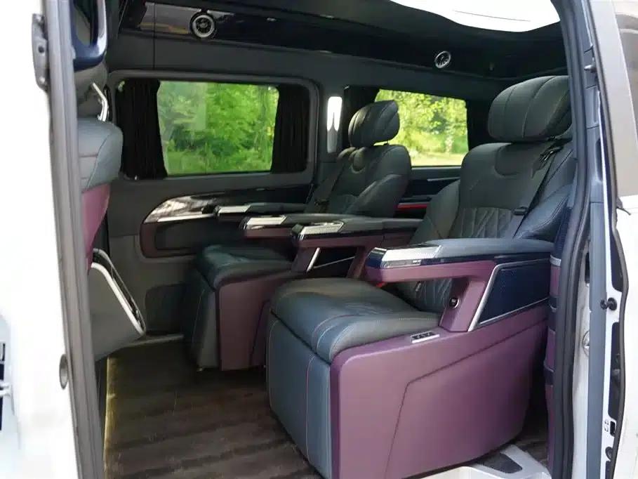 Mercedes-Benz V-Class 2021 V 260 L Long Wheelbase Premium Edition — миниатюра 16