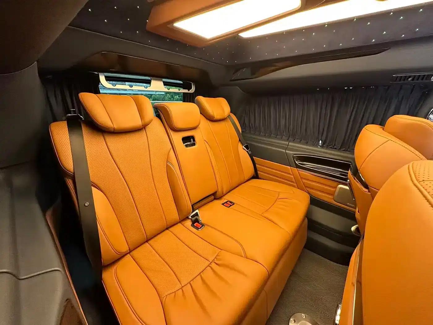Mercedes-Benz V-Class 2022 V 260 L Long Wheelbase Premium Edition — миниатюра 9