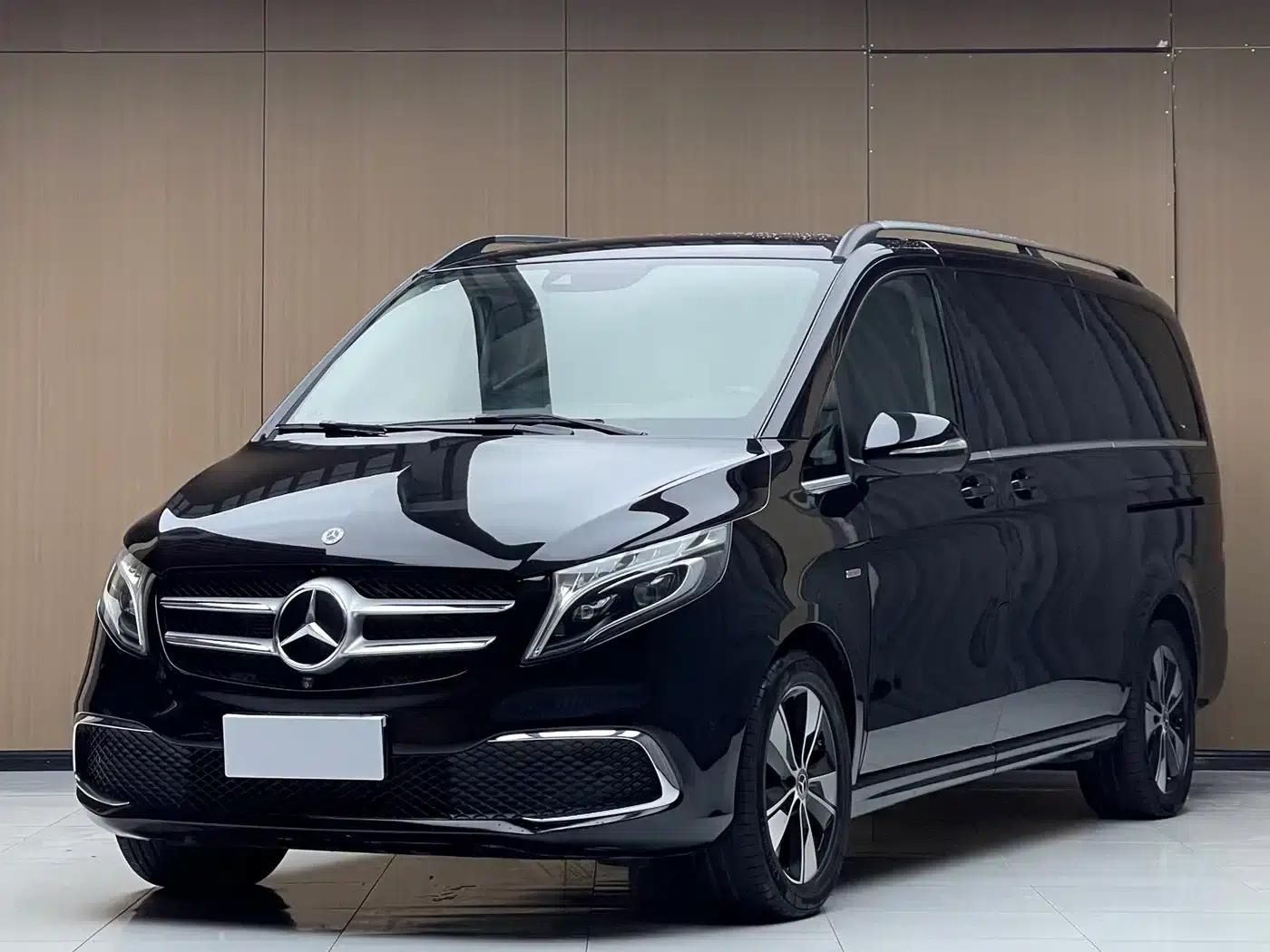 Mercedes-Benz V-Class 2020 V 260 Premium Edition — миниатюра 1