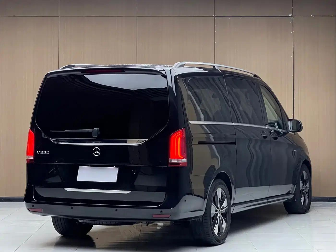 Mercedes-Benz V-Class 2020 V 260 Premium Edition — миниатюра 3