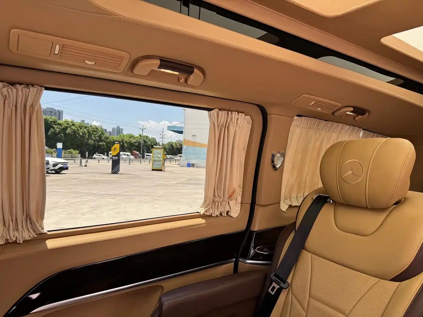 Mercedes-Benz V-Class 2018 V 260 L Premium Extended Edition (China VI Emission Standard) — миниатюра 15