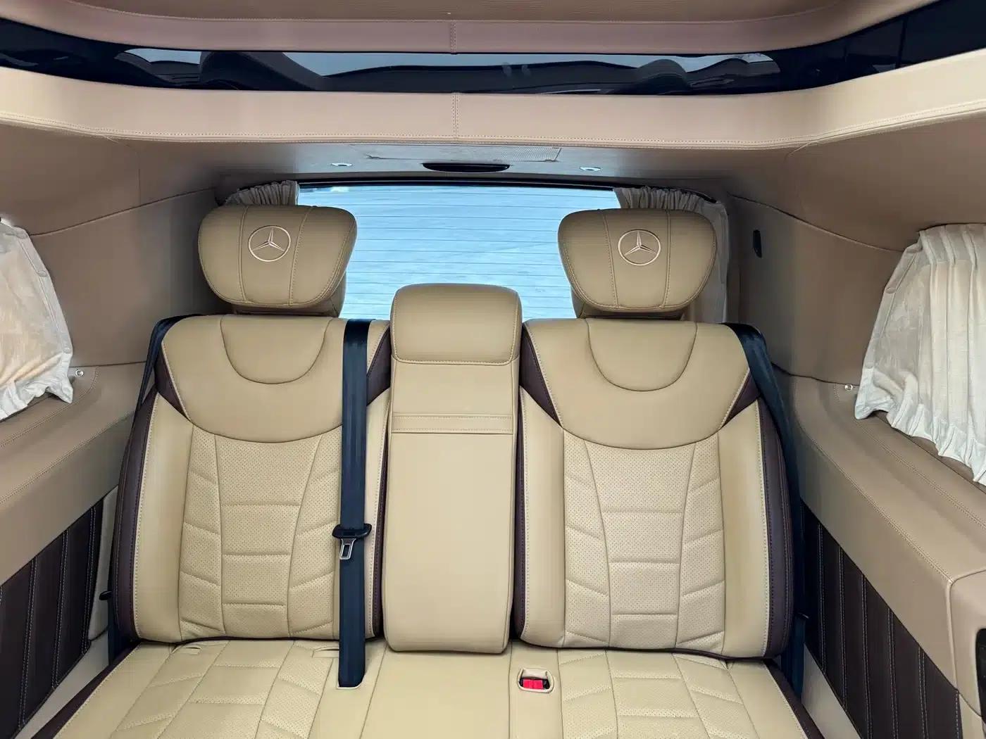 Mercedes-Benz V-Class 2018 V 260 L Premium Extended Edition (China VI Emission Standard) — миниатюра 16