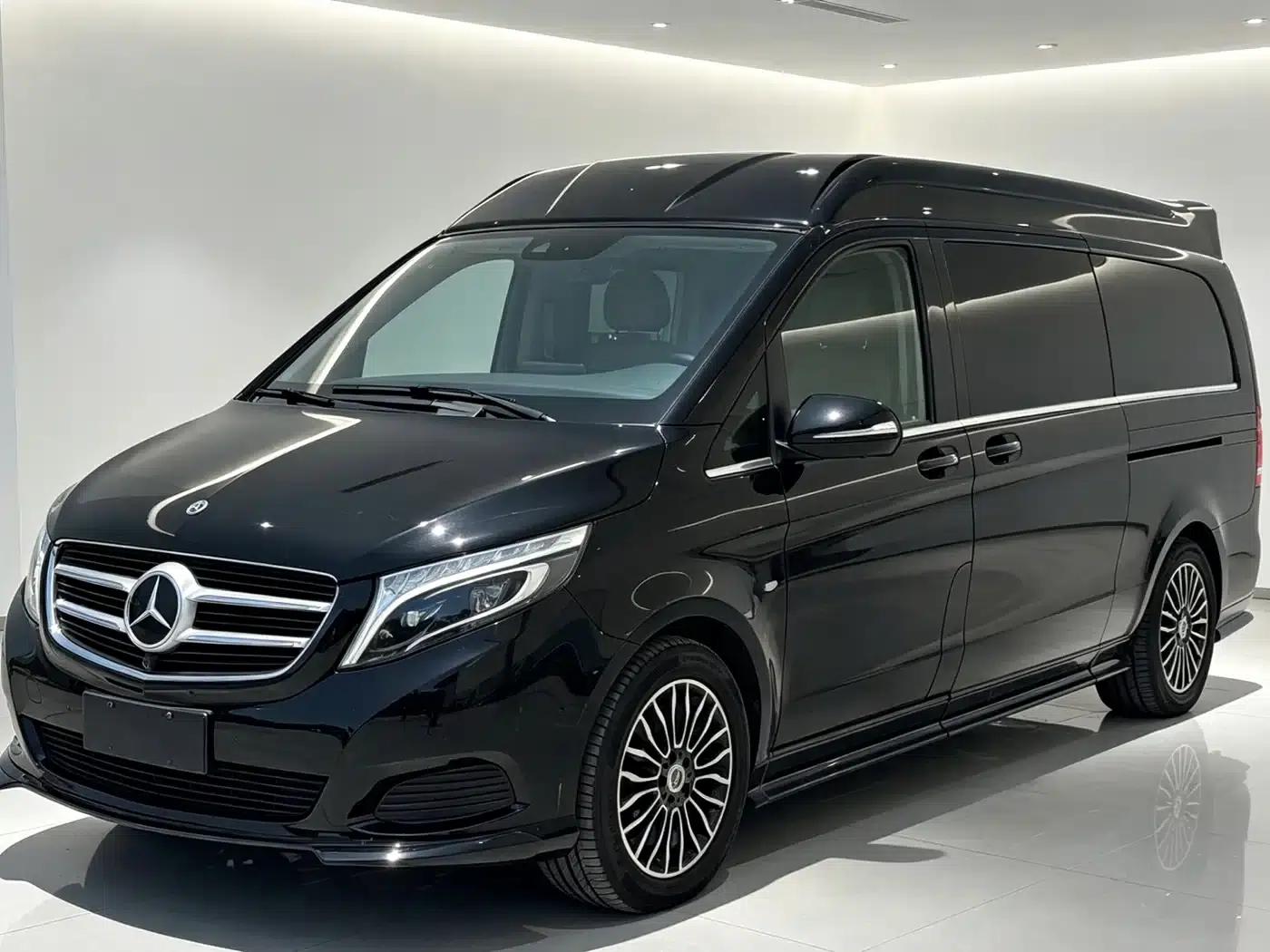 Mercedes-Benz V-Class 2018 V 260 L Premium Extended Edition (China VI Emission Standard) — миниатюра 6