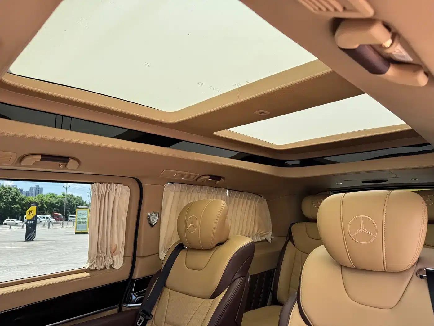 Mercedes-Benz V-Class 2018 V 260 L Premium Extended Edition (China VI Emission Standard) — миниатюра 10