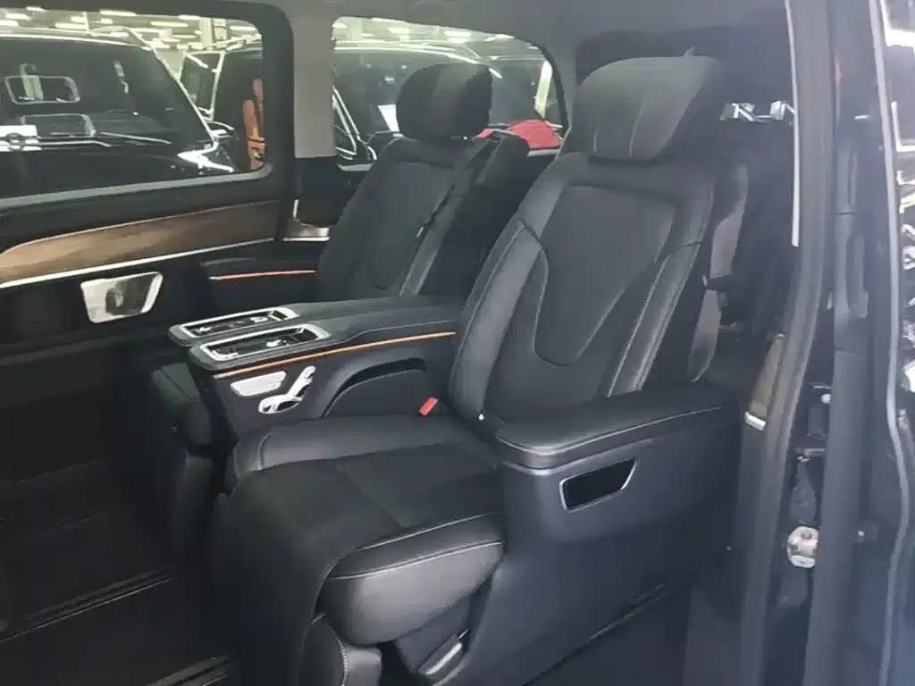 Mercedes-Benz V-Class 2022 V 260 Premium Edition — миниатюра 17
