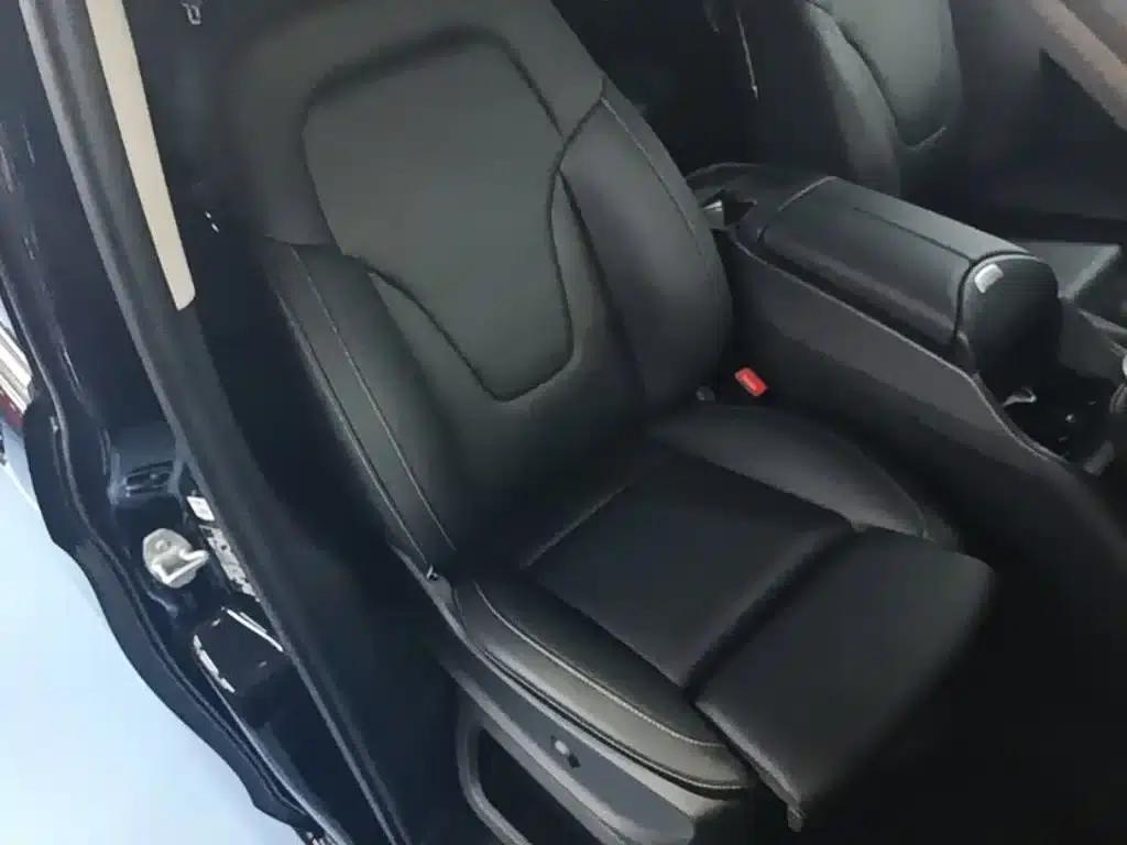 Mercedes-Benz V-Class 2022 V 260 Premium Edition — миниатюра 25