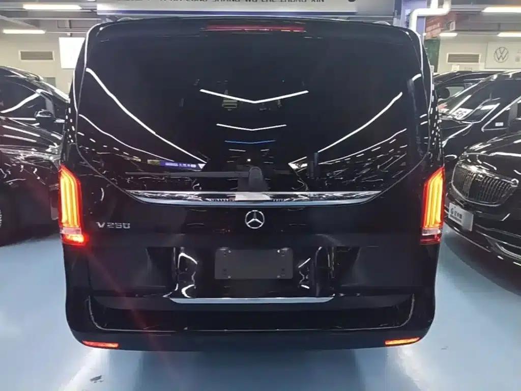 Mercedes-Benz V-Class 2022 V 260 Premium Edition — миниатюра 6