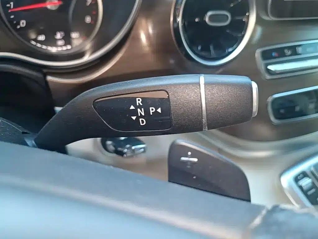 Mercedes-Benz V-Class 2021 V 260 Premium Edition — миниатюра 14