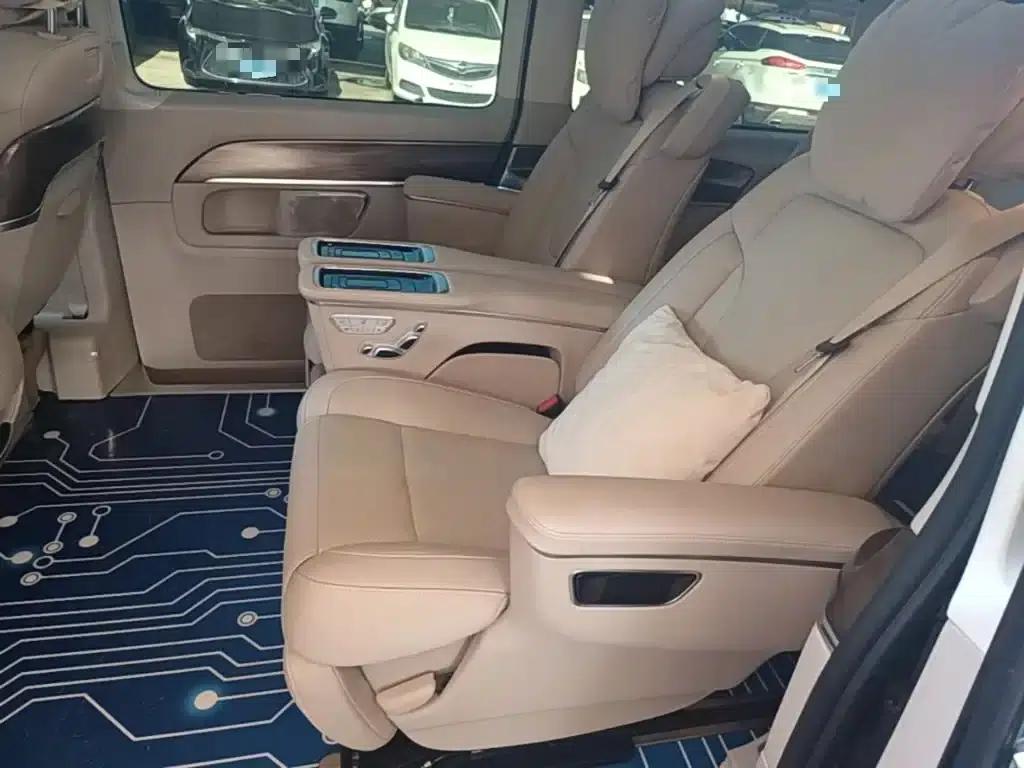 Mercedes-Benz V-Class 2021 V 260 Premium Edition — миниатюра 17