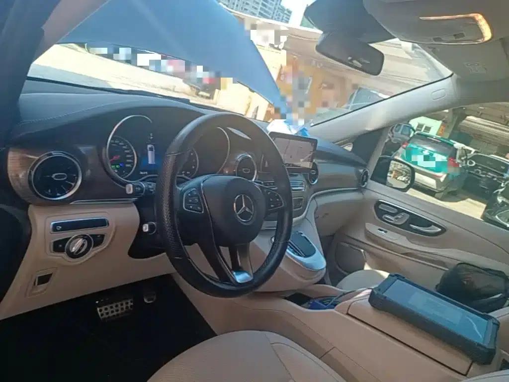 Mercedes-Benz V-Class 2021 V 260 Premium Edition — миниатюра 10