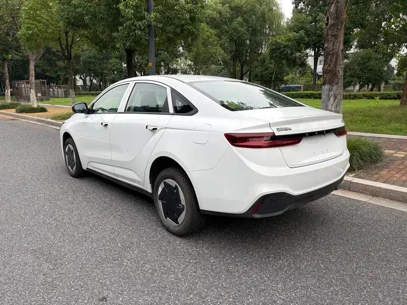 Geely Geometry A 2024 Model 410KM Travel Edition — миниатюра 4