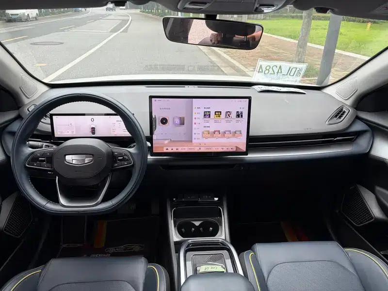 Geely Geometry G6 2024 Model 410KM Luxury Edition — миниатюра 7