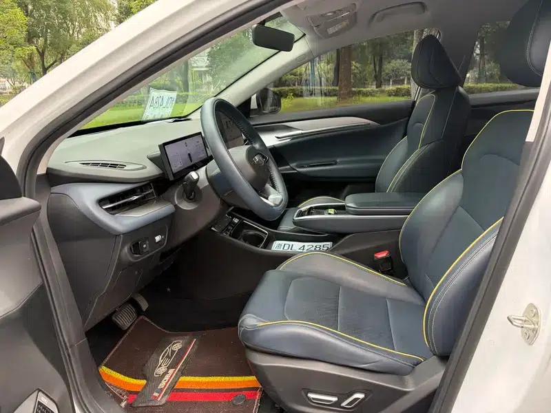 Geely Geometry G6 2024 Model 410KM Luxury Edition — миниатюра 8
