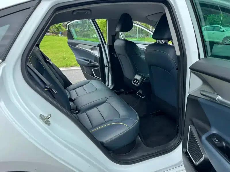 Geely Geometry G6 2024 500KM Premium Edition — миниатюра 15