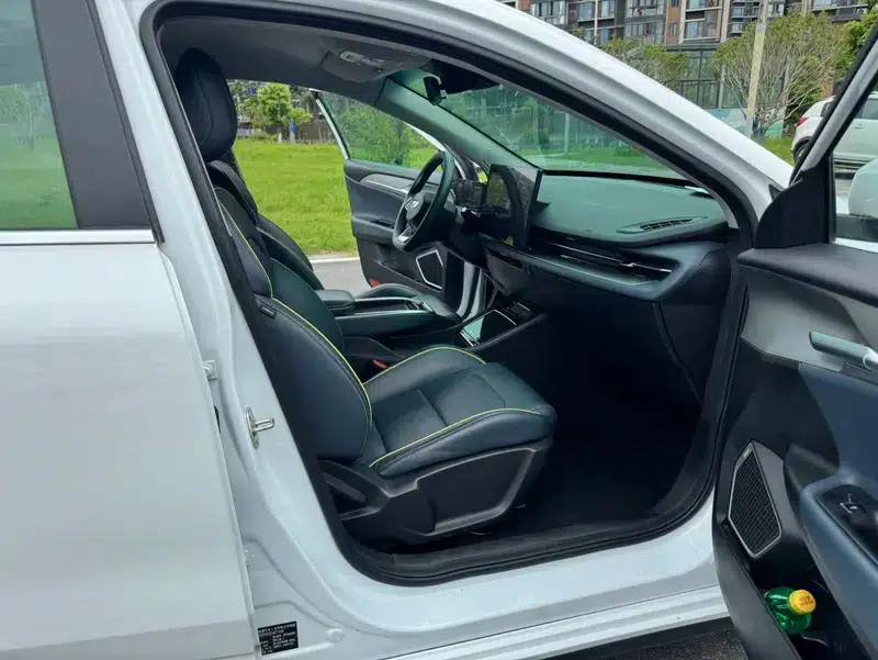 Geely Geometry G6 2024 500KM Premium Edition — миниатюра 10