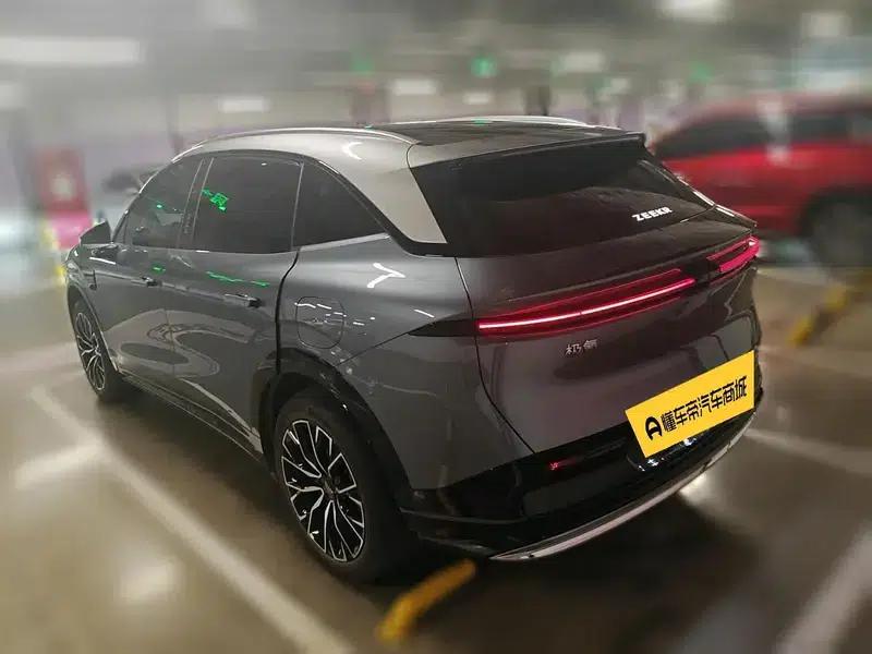 ZEEKR 7X 2025 100kWh Long Range 4WD Intelligent Driving Edition — миниатюра 6