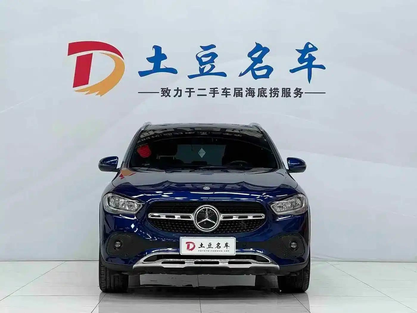 2022 Mercedes-Benz GLA 180 — миниатюра 2