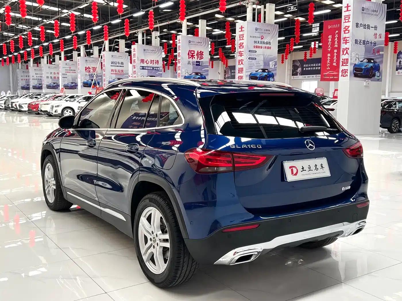 2022 Mercedes-Benz GLA 180 — миниатюра 18
