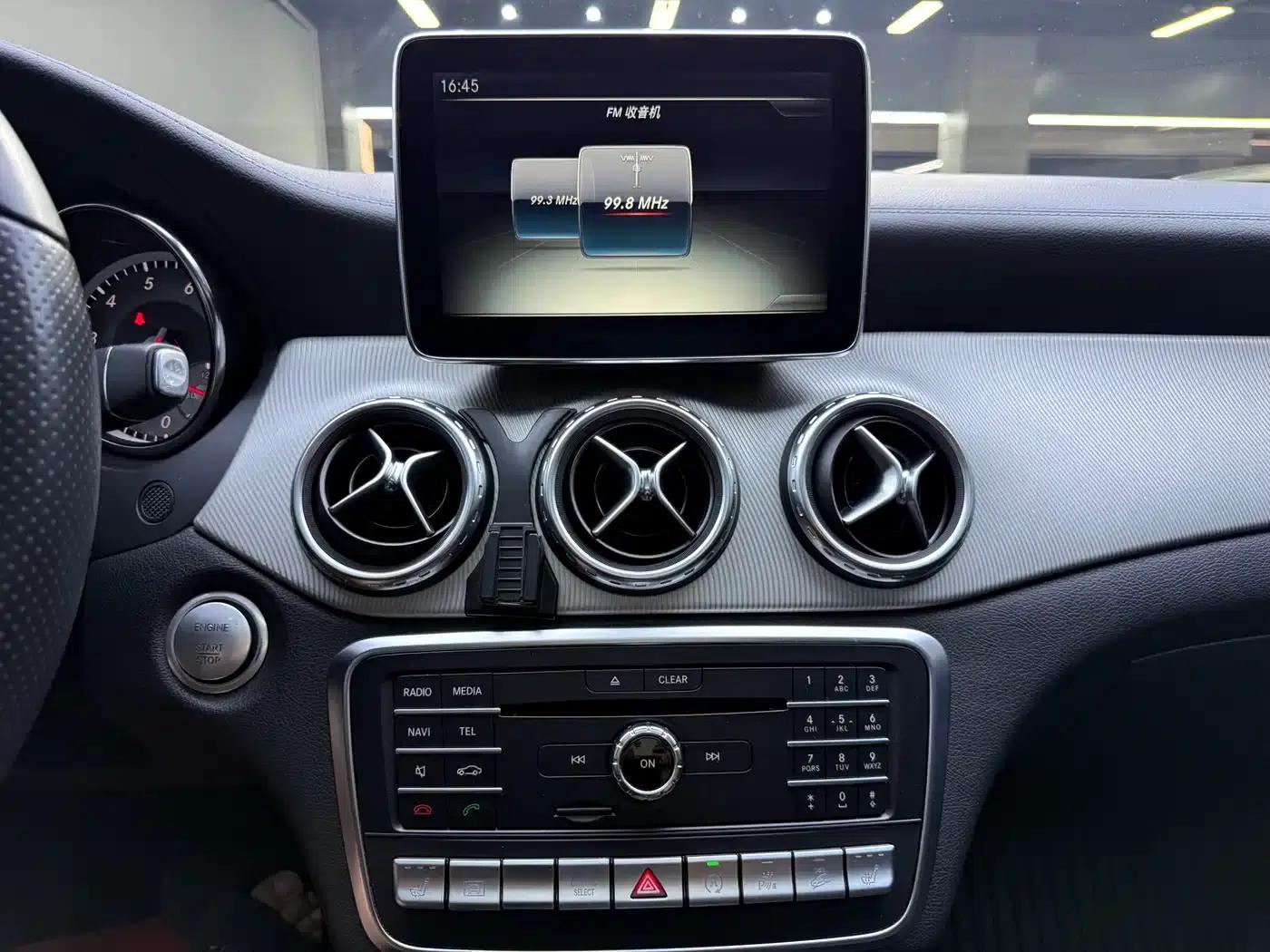 2016 Mercedes-Benz GLA 220 4MATIC Fashion Edition — миниатюра 11