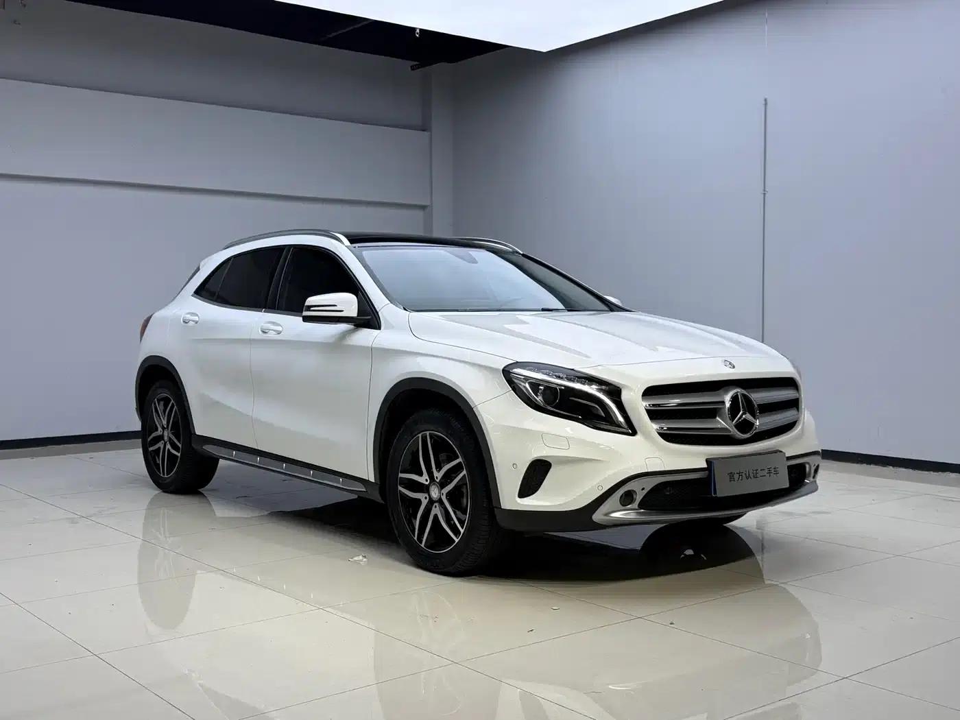 2016 Mercedes-Benz GLA 220 4MATIC Fashion Edition — миниатюра 3