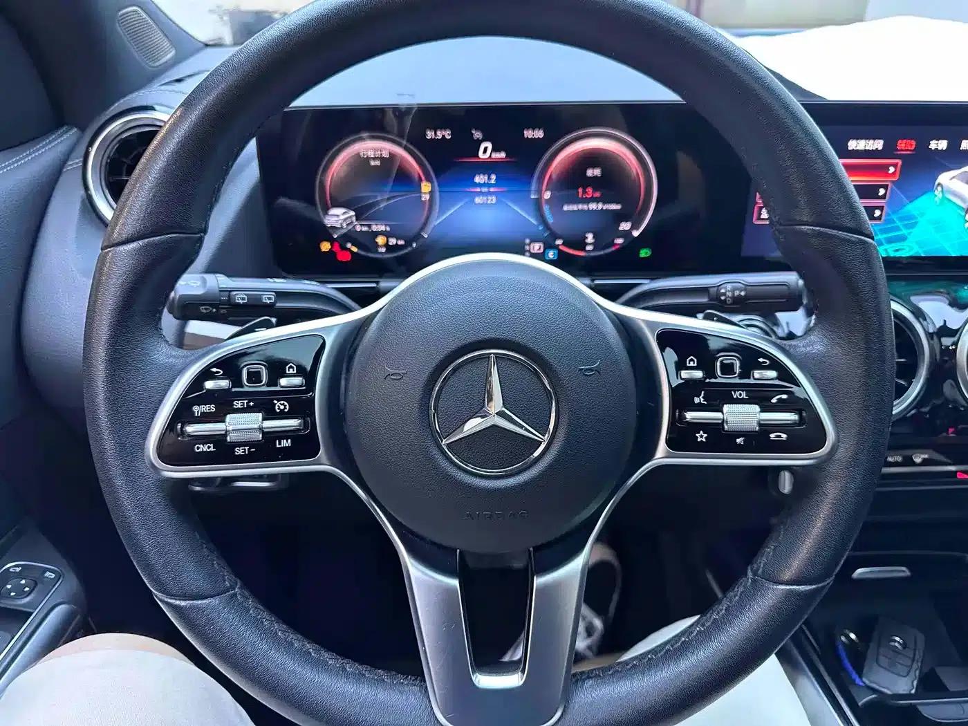 2020 Mercedes-Benz GLA 180 — миниатюра 11