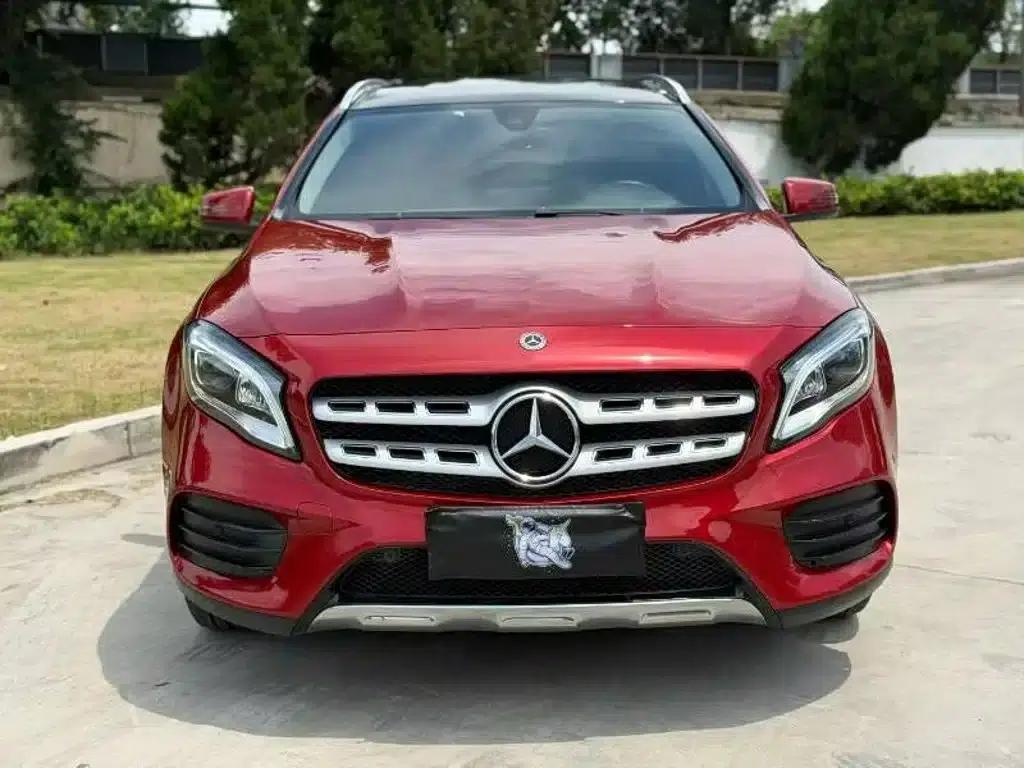 2019 Mercedes-Benz GLA 200 Fashion Edition — миниатюра 1