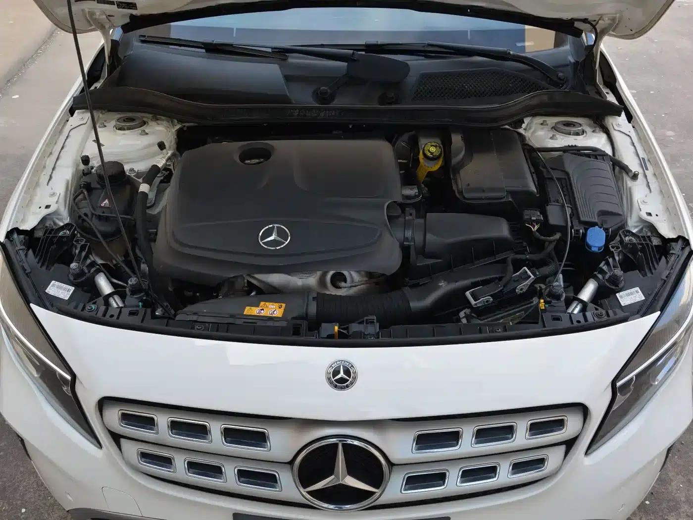 2019 Mercedes-Benz GLA 200 Dynamic — миниатюра 14