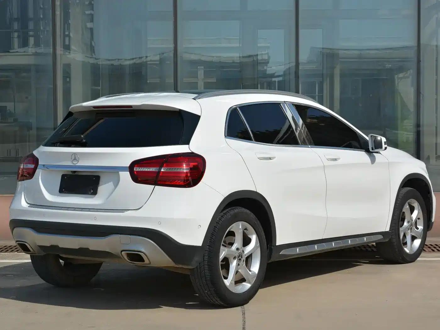 2019 Mercedes-Benz GLA 200 Dynamic — миниатюра 3
