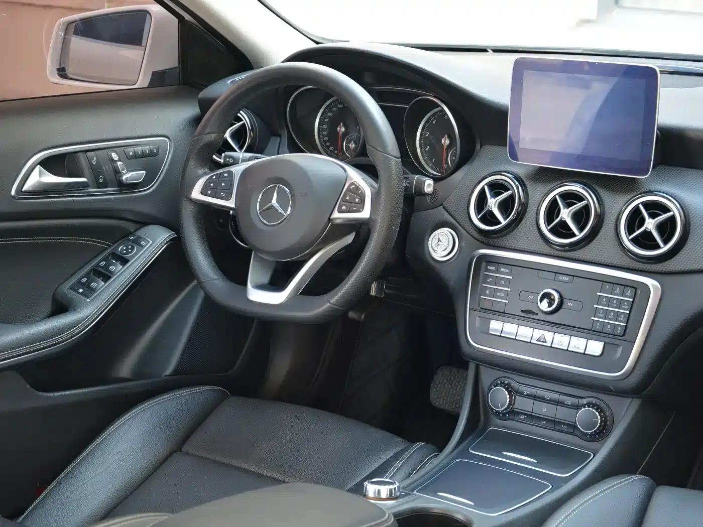 2019 Mercedes-Benz GLA 200 Dynamic — миниатюра 10