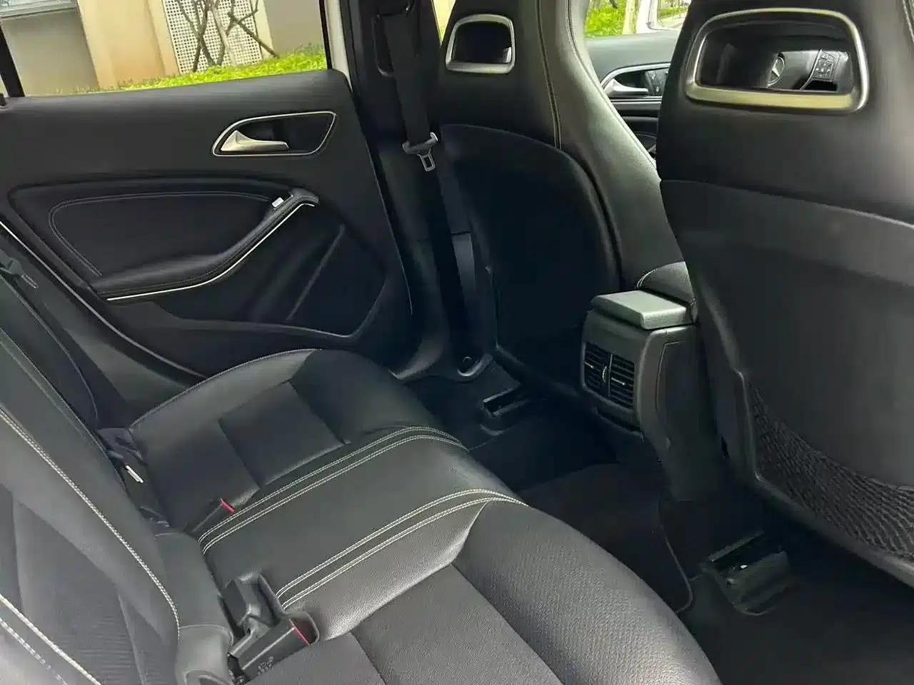 2016 Mercedes-Benz GLA 220 4MATIC Fashion Edition — миниатюра 14