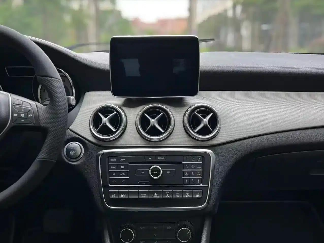 2016 Mercedes-Benz GLA 220 4MATIC Fashion Edition — миниатюра 15
