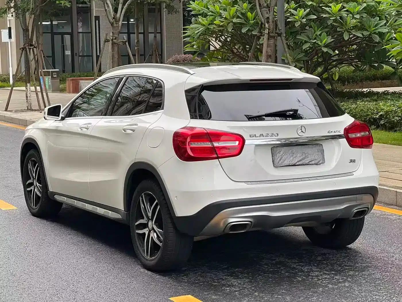 2016 Mercedes-Benz GLA 220 4MATIC Fashion Edition — миниатюра 4