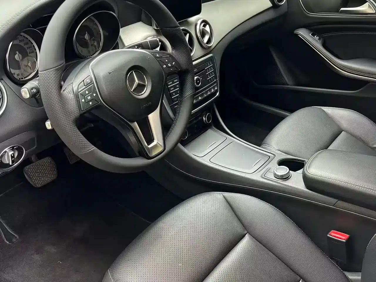 2016 Mercedes-Benz GLA 220 4MATIC Fashion Edition — миниатюра 10