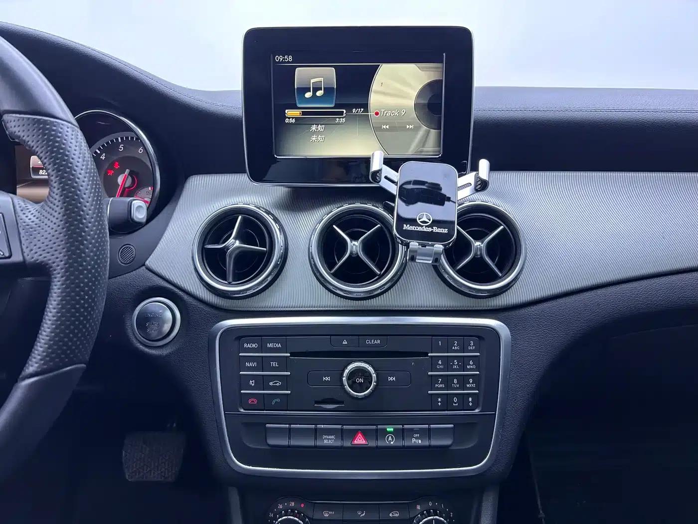 2016 Mercedes-Benz GLA 200 Fashion Edition — миниатюра 11