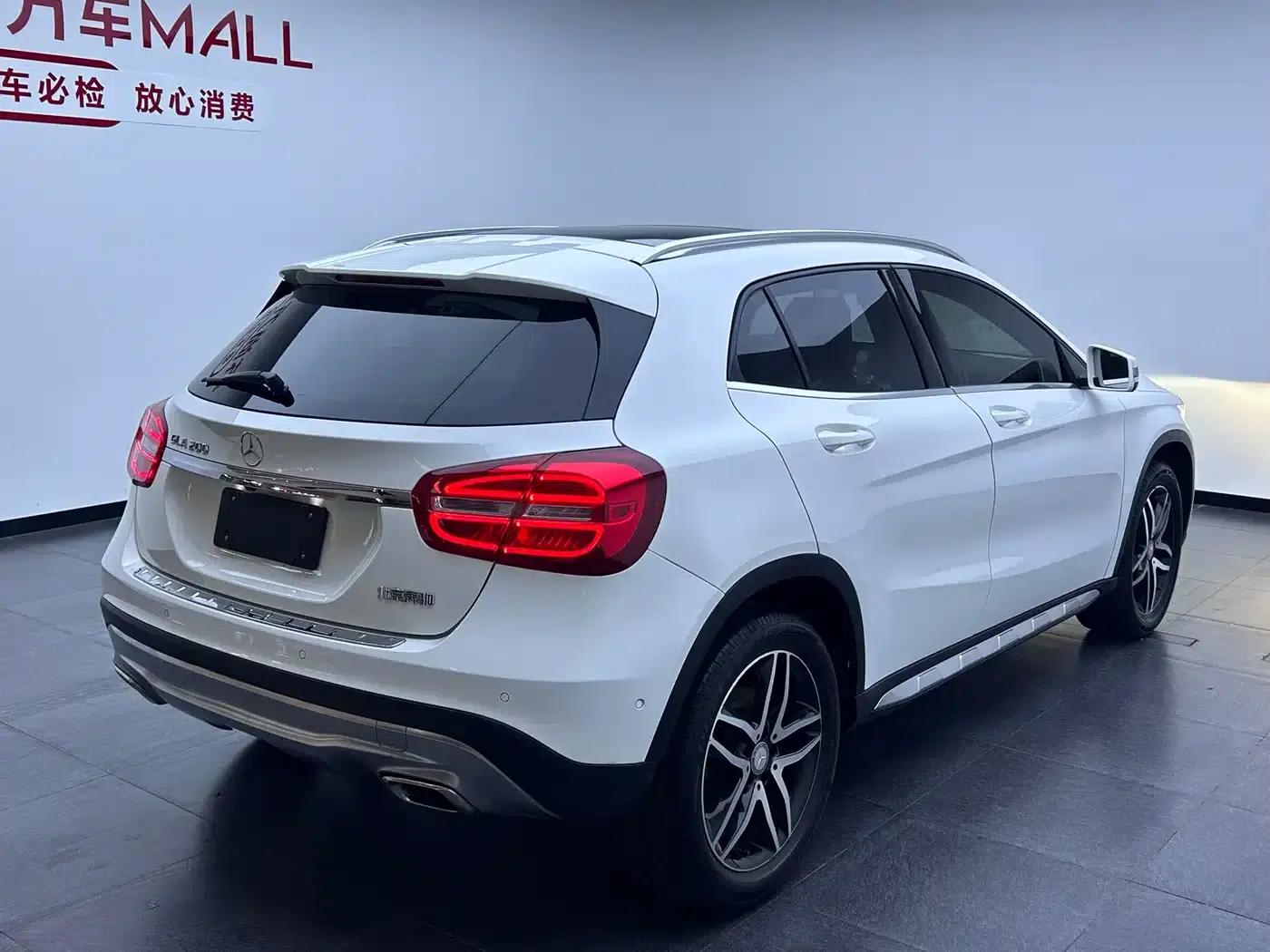 2016 Mercedes-Benz GLA 200 Fashion Edition — миниатюра 12