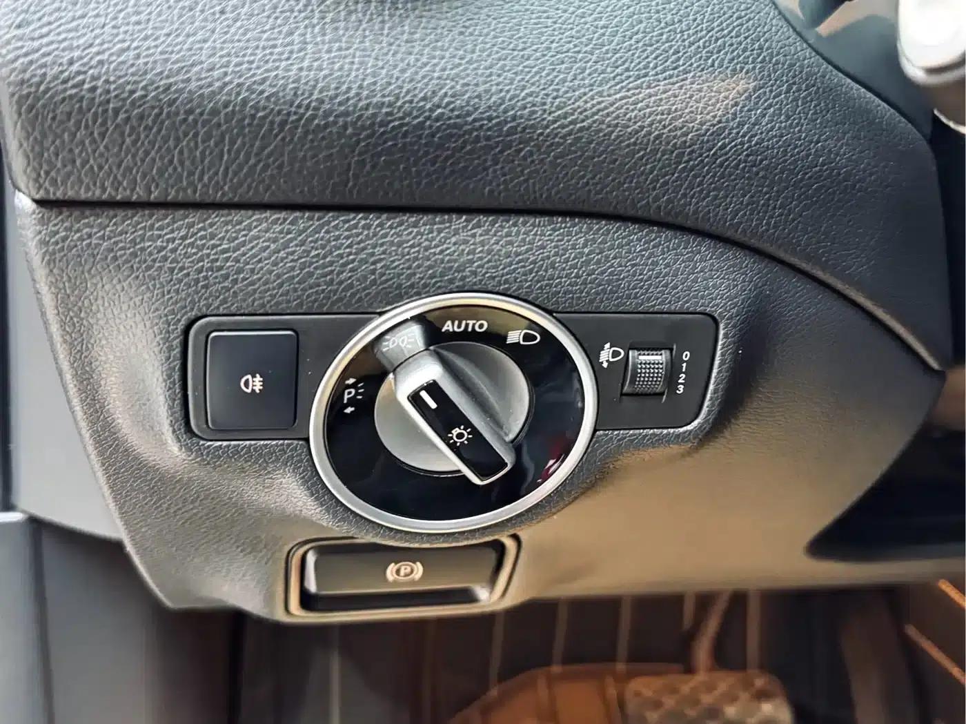 2019 Mercedes-Benz GLA 200 Dynamic — миниатюра 13