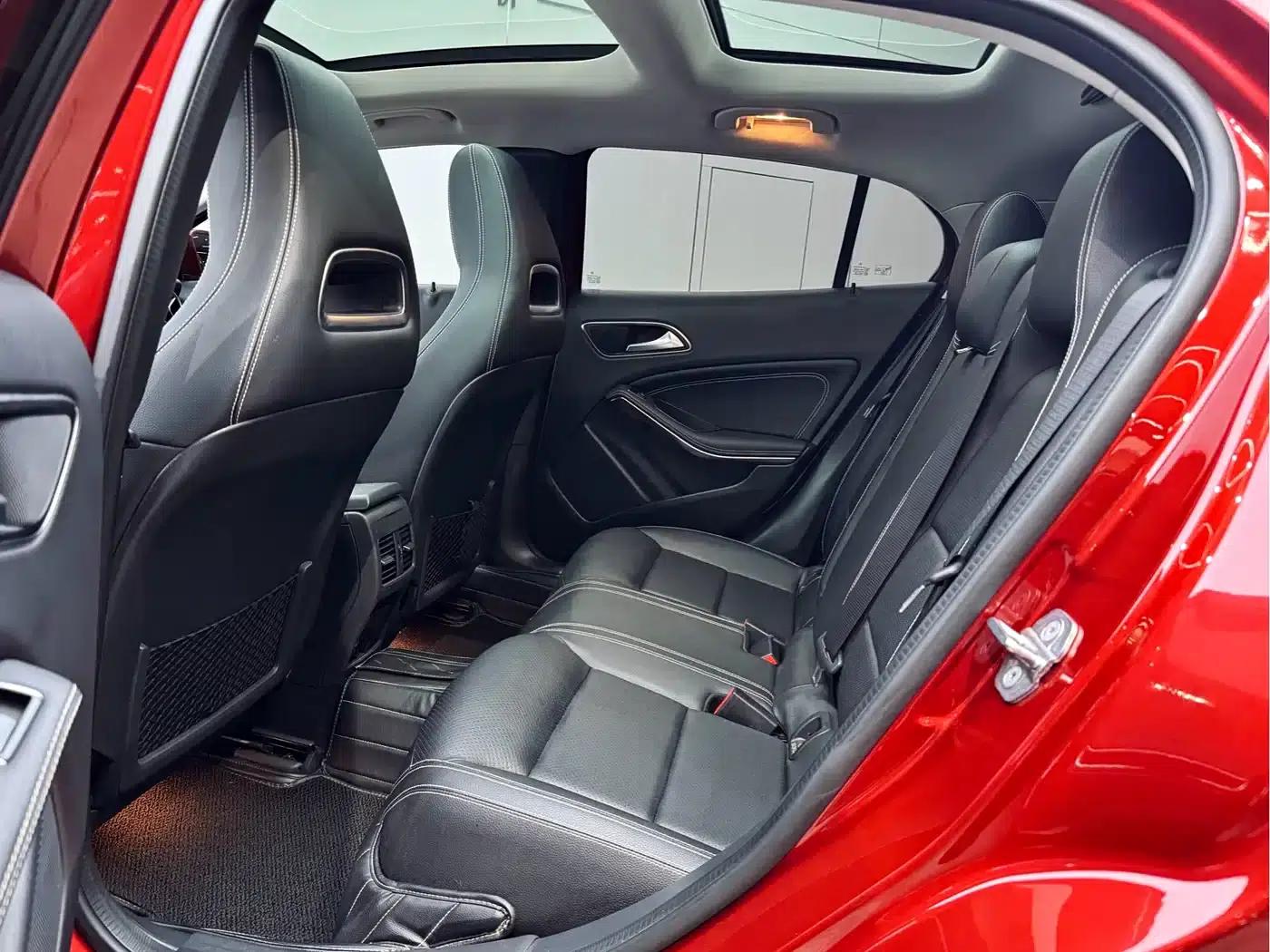 2019 Mercedes-Benz GLA 200 Dynamic — миниатюра 10