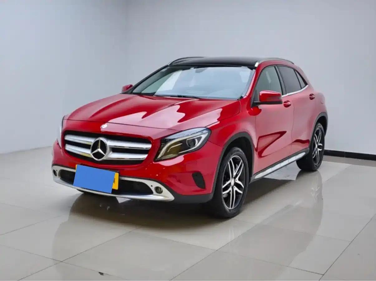 2016 Mercedes-Benz GLA 200 Fashion Edition — миниатюра 1