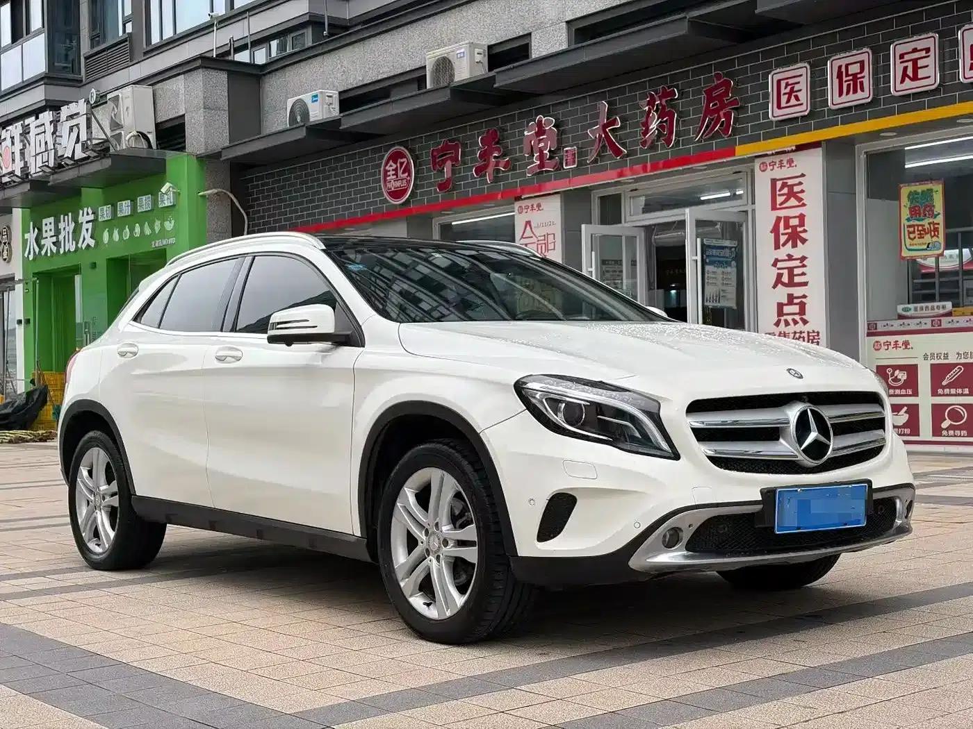 2016 Mercedes-Benz GLA 200 Fashion Edition — миниатюра 3