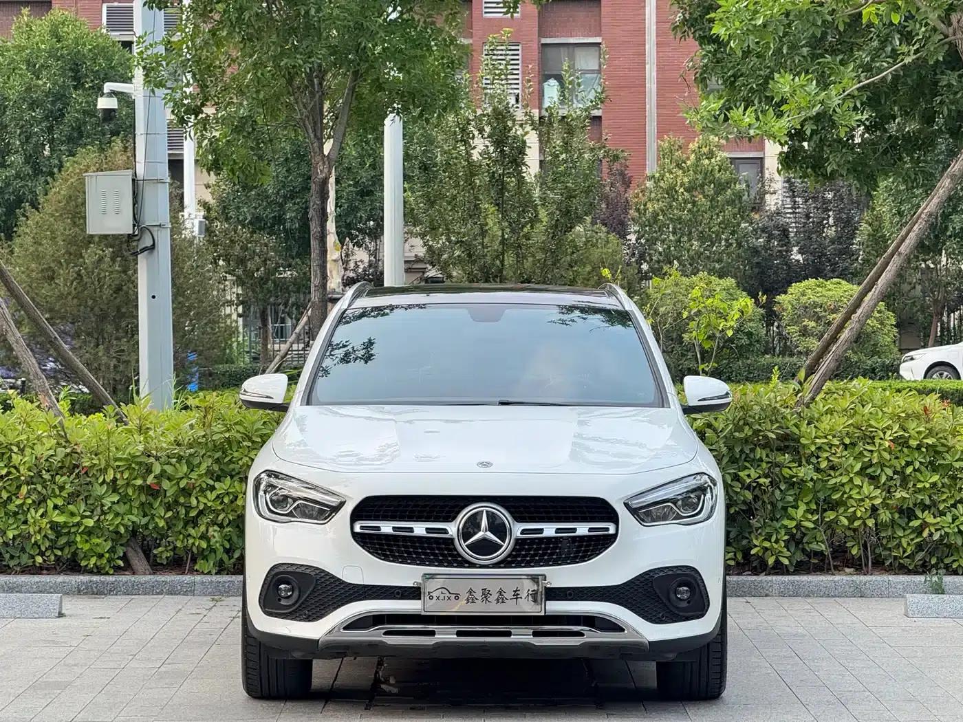 2020 Mercedes-Benz GLA 200 — миниатюра 2