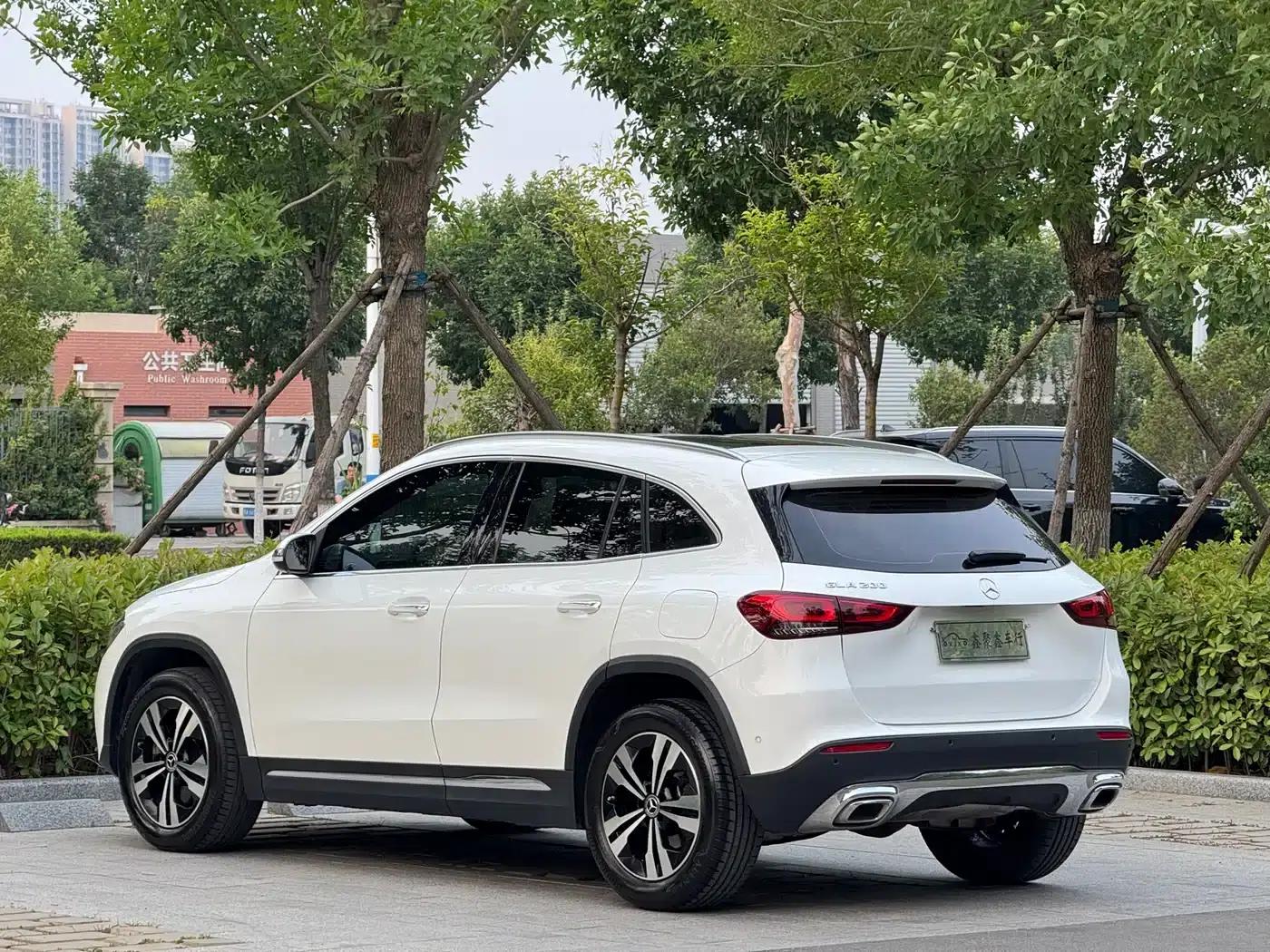 2020 Mercedes-Benz GLA 200 — миниатюра 10