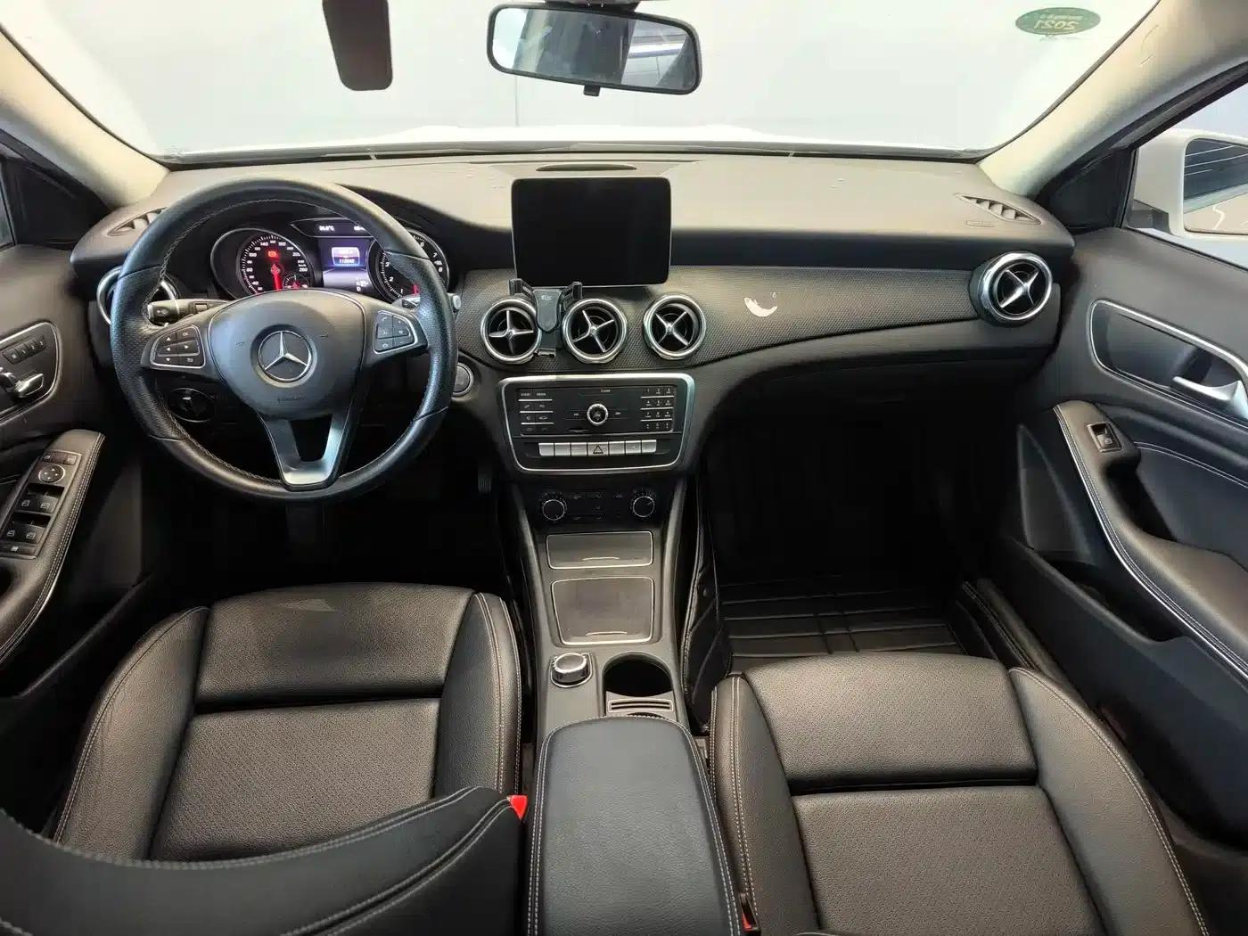 2018 Mercedes-Benz GLA 200 Dynamic — миниатюра 12